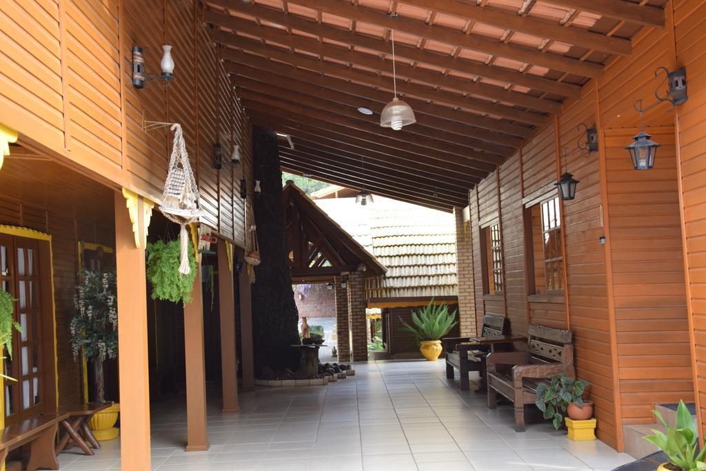 Pousada Villa Fiorita Canela Ngoại thất bức ảnh